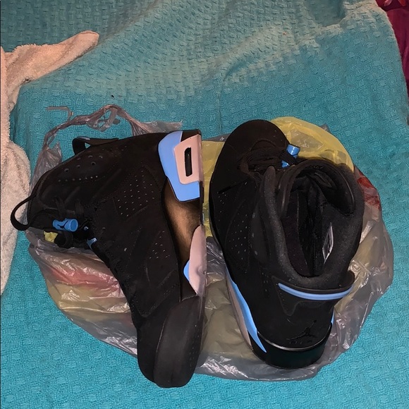 Air Jordan 6 Unc - Picture 3 of 4